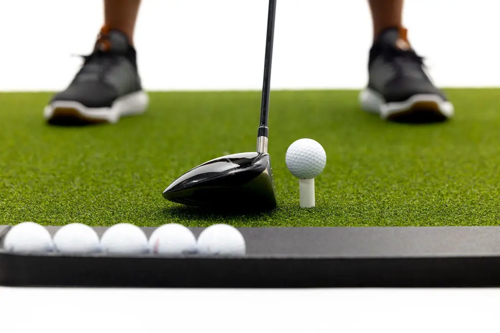 5 STAR PREMIUM RESIDENTIAL GOLF MAT W/TRAY & TEE KIT - Image 5