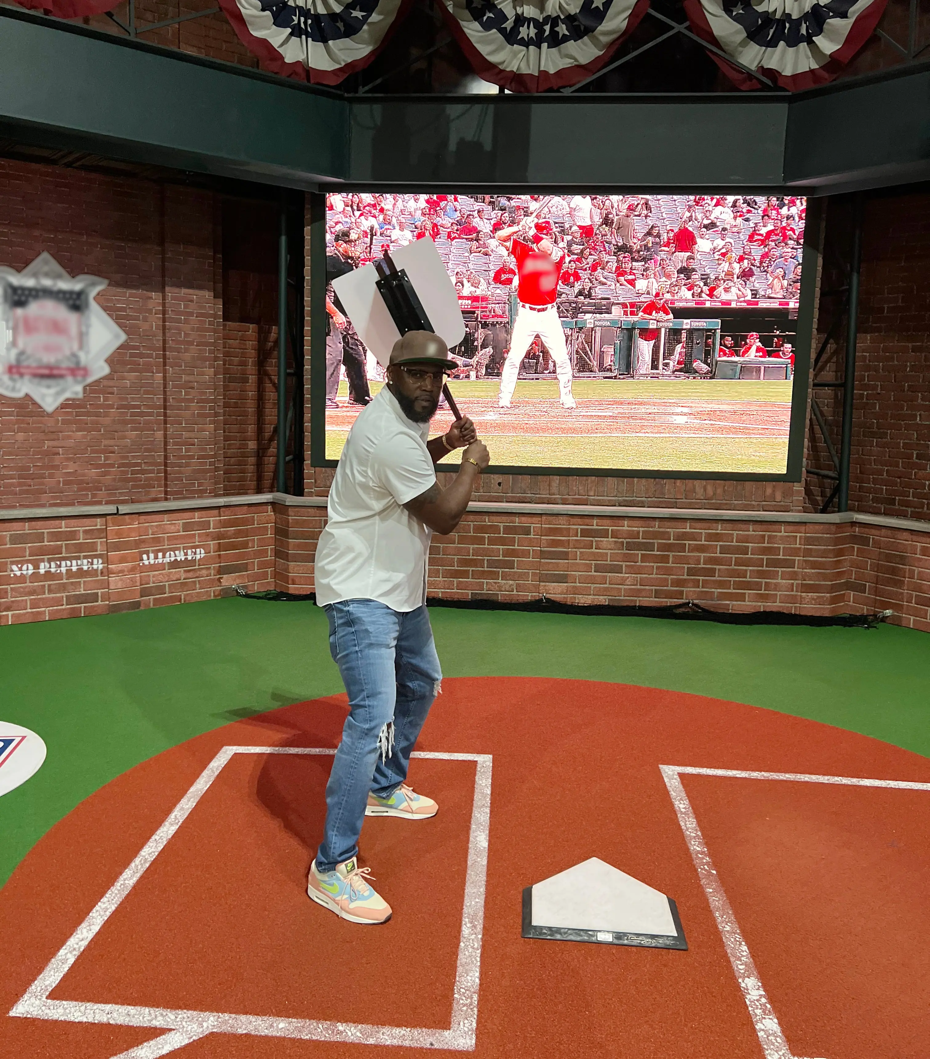 Homerun SwingFan - Used by former Championship winning, All-Star Major Leaguer Cliff Floyd! - Image 3